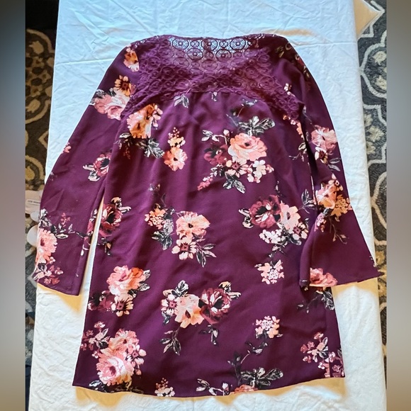 Burgundy floral loose dress - Picture 2 of 2